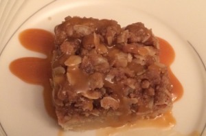 apple-pie-bar-with-caramel-drizzle