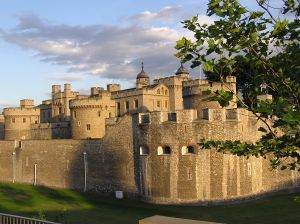 Tower of London: the green area you see was originally the moat, and the current tourist entrance occupies the gate once surrounded by the menagerie.