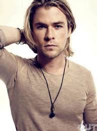ChrisHemsworth-1