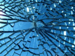 Broken_glass