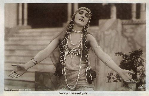 Jenny Hasselqvist in Sumurun (1920)