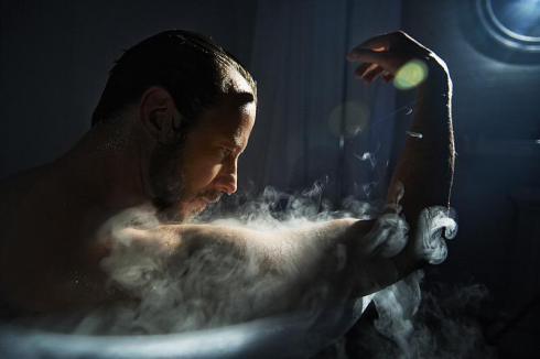 kris in the tub 2