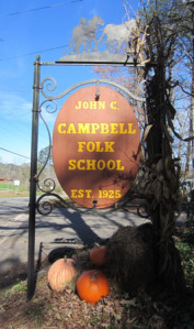 folk school sign
