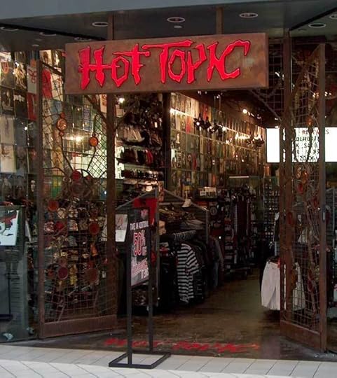 A picture of a Hot Topic storefront.