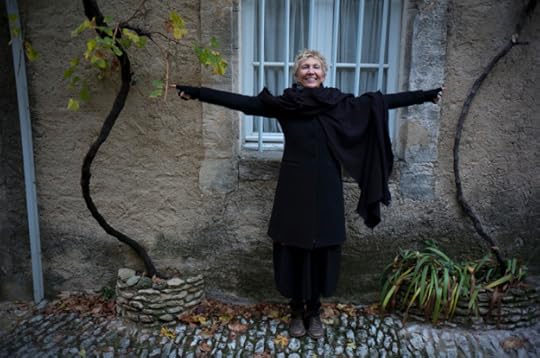 11-28 Maggie L1002984