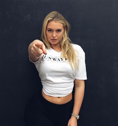 Iskra Lawrence And Her Bum: Meet The Curvy Model Whose Butt Upst