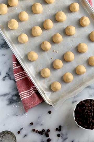 Mom's Peanut Butter Balls + Hallmark #keepsakeit Holiday