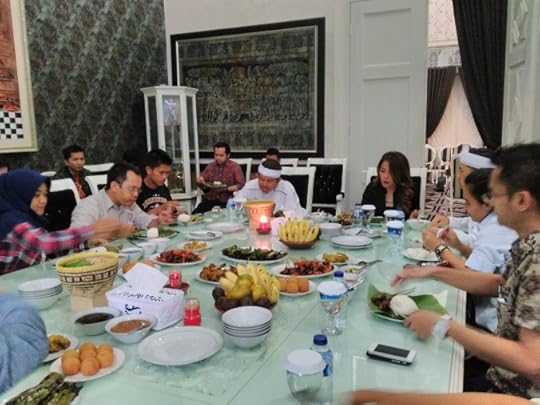 Acara makan siang dan bincang santai dengan Bupati Purwakarta Pak Dedi Mulyadi