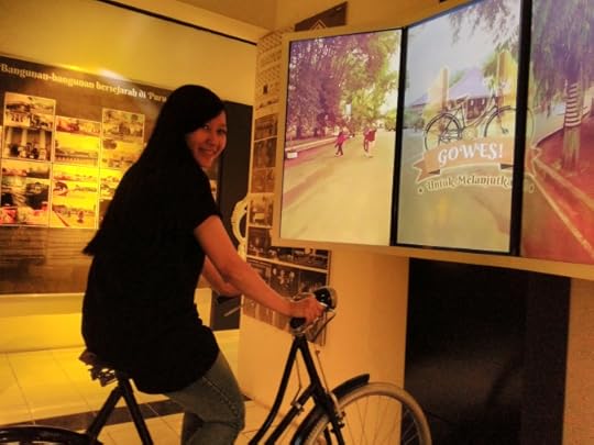 Gowes keliling Purwakarta, salah satu wahana di Museum Diorama Bale Panyawangan Purwakarta.