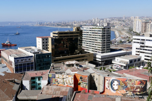 Overlooking Valparaíso