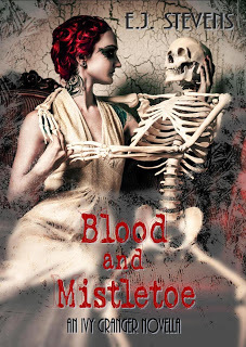 Blood and Mistletoe (Ivy Granger, Psychic Detective #1.5) by E.J. Stevens