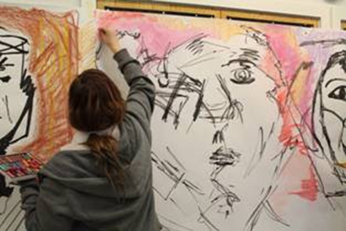 Students from Oak Lodge School, Wandsworth at National Portrait Gallery at Giacometti-inspired workshops sponsored by Bank of America Merrill Lynch © Hazel Basran