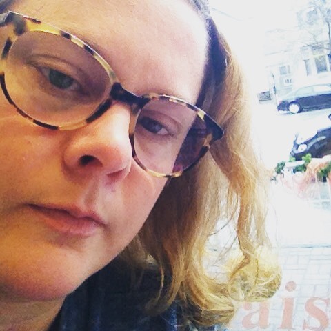 New frames. Ok, it's happening to me, my body is aging. Turning 40 this year has brought up more that i can handle. This life has brought more that i can handle. I just started studiying astrology, discovering that i have chiron ascending, which explains ALOT - and that i need a colon cleanse - ! - major releasing needed before continuing on this path called life!