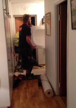 Badkaret är inburet.