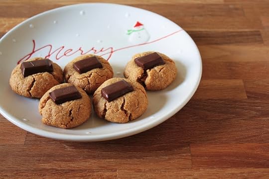 Peanut Butter Chocolate Cookies from theveganchickpea.com