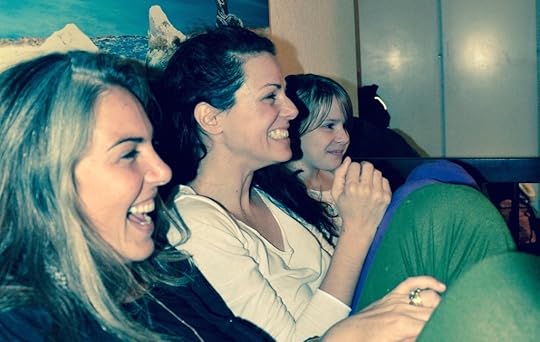 Patricia, Hanna and Anja watching Mio, Angelina and Guy do a dance performance in our living room.