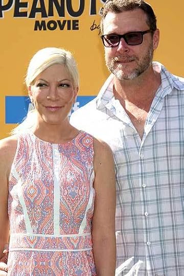 Financially Strapped Tori Spelling & Dean McDermott Reportedly F