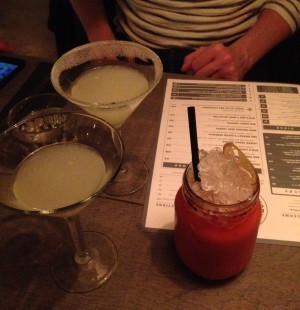 Med Bergfeldt och Häggblom på nåt hak som hette nåt med Austin. Nästan alla rätter hade kött och eller bacon i sig.