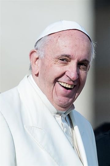 Pope Francis Selfie Hoax: Pic of Pontiff Is A Fake; Kim Kardashi