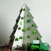PegboardChristmasTree_Main02