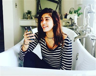Lourdes Leon Update: Madonna's Gorgeous 19-Year-Old Daughter Sta