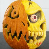 Kenny’s 3-D Pumpkin was designed using various gauges, scrappers and knives to achieve a unique look.
