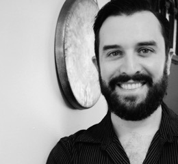 MediaKit_AuthorPhoto_WhiskeyDevils