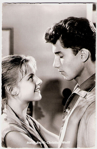 Heidi Brühl and Christian Wolff in Die Frühreifen (1957)