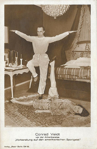 Conrad Veidt, preparing for his American trip