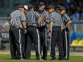 referee huddle