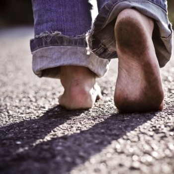 Feet-walking-e1303831866578