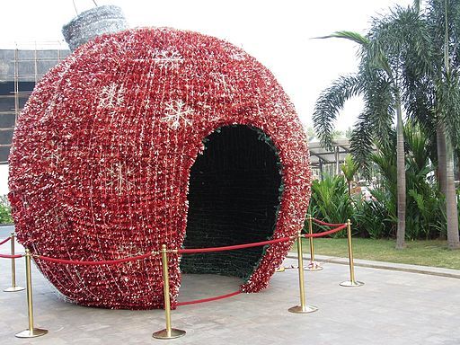 Christmas-celebrations-at-phoenix-mall-chennai