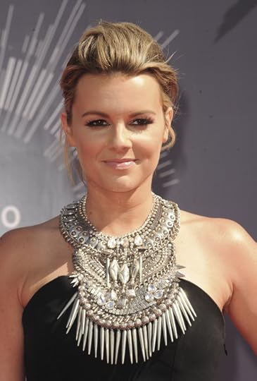 Ali Fedotowsky Is Pregnant, Expecting First Child With Fiance, K