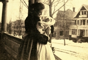 grace-maloney-w-her-new-baby-1915