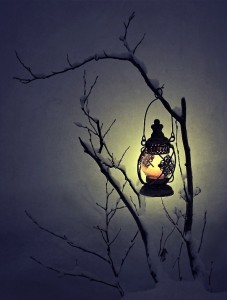 tarot-9-lantern-pinterest