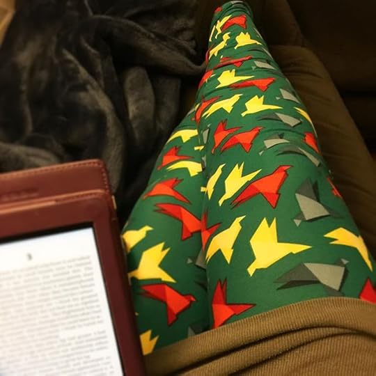 Reading while lounging in my first pair of LuLaRoe leggings. Very comfy! #lularoe #lularoeleggings #howiroe #dailyphoto #ig2016 #365days #amreading