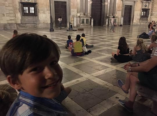 rory-moulton-granada-plaza-nueva