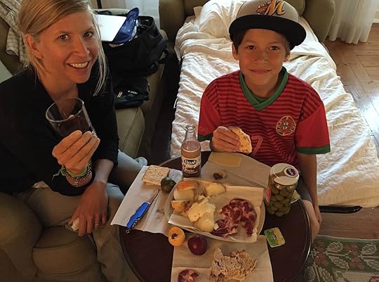 rory-moulton-picnic-evora