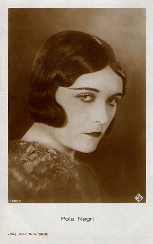 Pola Negri