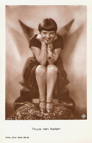 Truus van Aalten