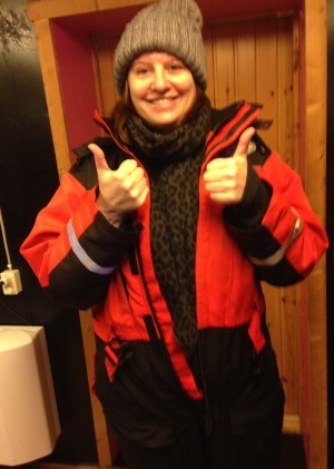 Massa kläder. Jag frös ändå. Har nu köpt massa fleece-grejer till skoter-turen ikväll.. 