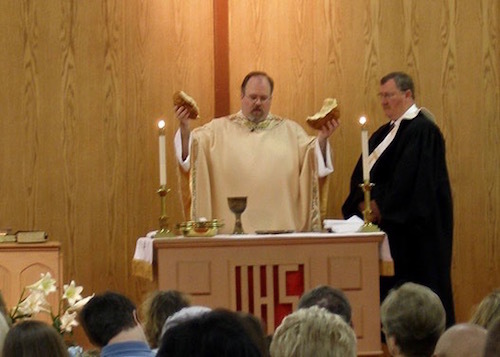 Methodistcommunion2 (1).jpg