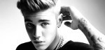 Compare the styles. Here's Justin Bieber.