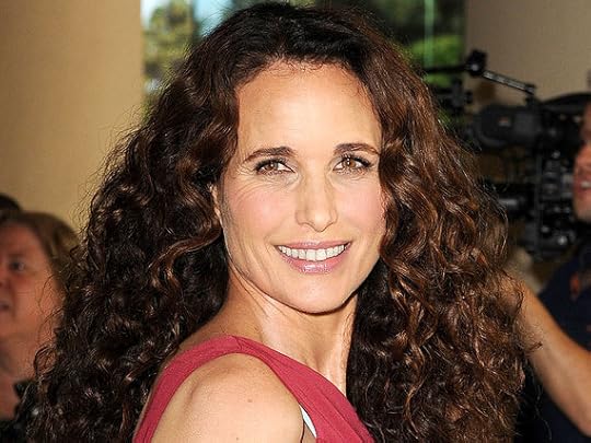 2016-01-25-1453737875-8708803-andiemacdowell800.jpg