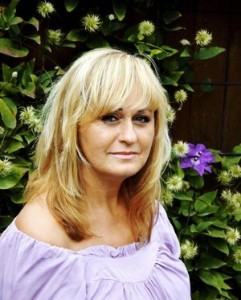 BeaBazalova-r823_s300