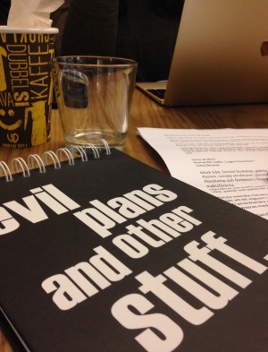 Alla dessa block man släpar runt på.