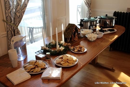 Hot Cocoa Party - an easy way to get friends together in the holiday season