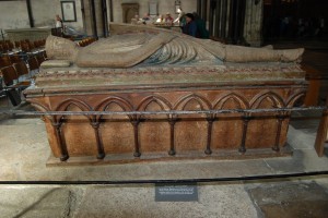 Tomb of William Longespee, 3rd Earl of Salisbury - Salisbury Cathedral, England