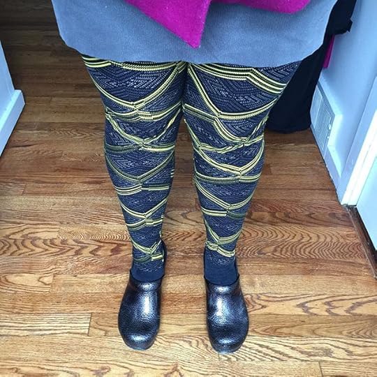 New #lularoe leggings today! Love these. #lularoeleggings #dailyphoto #ig2016 #365days #howiroe