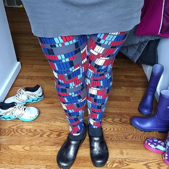 New #lularoe leggings! Love these ones. Got compliments on them right away today. I'm having a huge LuLaRoe party on FB with @tracykrimmer this weekend. Hit me up if you want to be added to the group. #lularoeleggings #howiroe #dailyphoto #ig2016 #365days